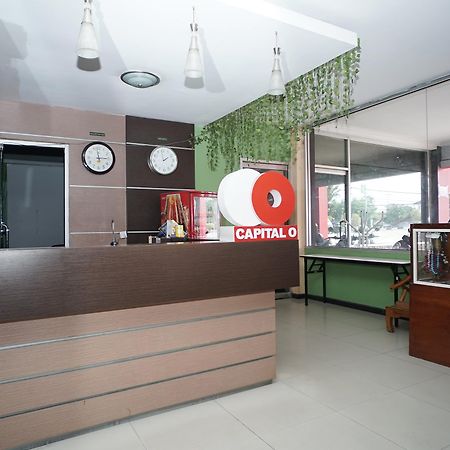 Capital O 2885 Hemra Hotel Balikpapan  Dış mekan fotoğraf